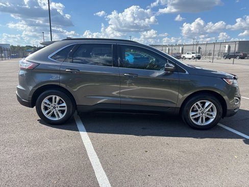 Used 2017 Ford Edge SEL image 5
