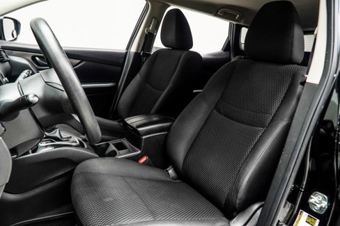 Used 2018 Nissan Rogue Sport S w/ S Appearance Package image 28