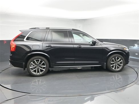 Used 2019 Volvo XC90 T5 Momentum w/ Protection Package Premier image 8