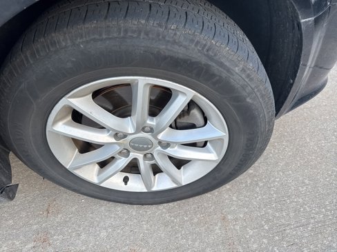 Used 2018 Dodge Grand Caravan SXT image 11
