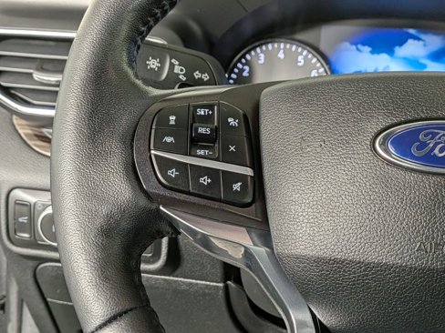 Used 2020 Ford Explorer Limited image 21