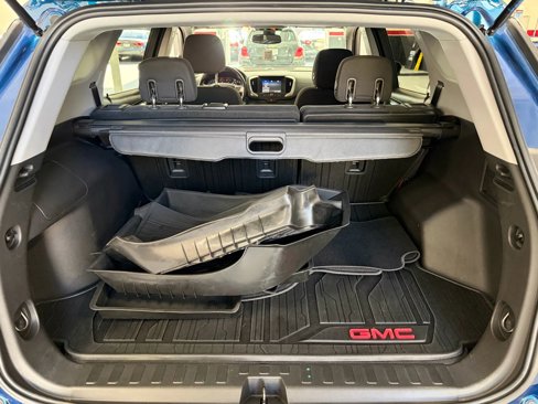 Used 2020 GMC Terrain SLE w/ LPO, Floor Liner Package image 25
