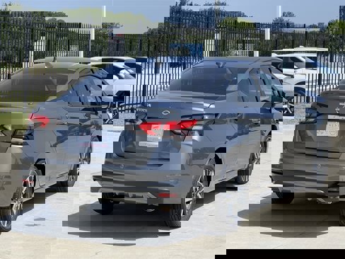 New 2025 Nissan Versa SV w/ Trunk Package image 4