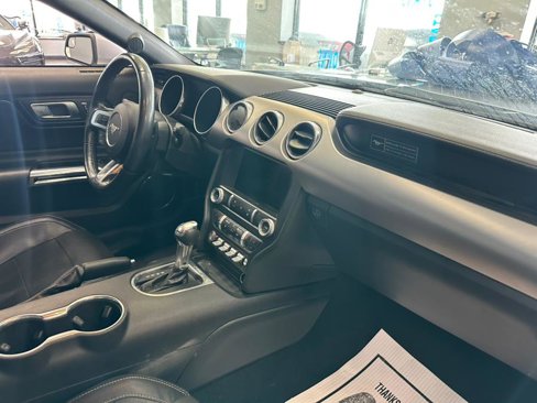 Used 2020 Ford Mustang Premium image 40