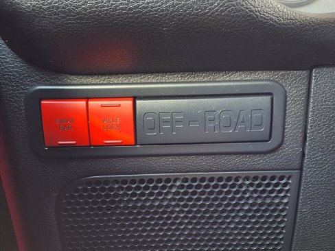 Used 2014 Jeep Wrangler Unlimited Rubicon image 11