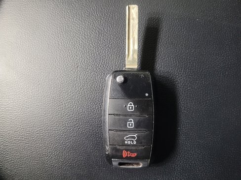 Used 2019 Kia Sorento S image 32