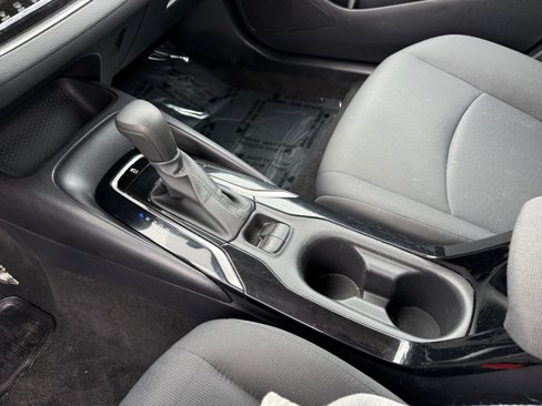 Used 2022 Toyota Corolla LE image 13