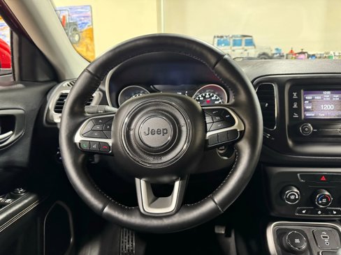 Used 2018 Jeep Compass Latitude w/ Cold Weather Group image 52