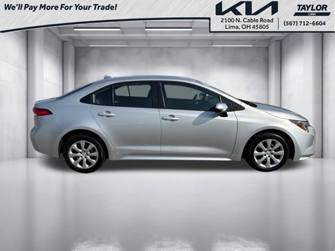 Used 2024 Toyota Corolla LE image 4