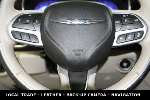 Used 2017 Chrysler Pacifica Limited image 17