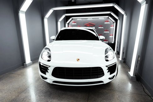 Used 2017 Porsche Macan image 3