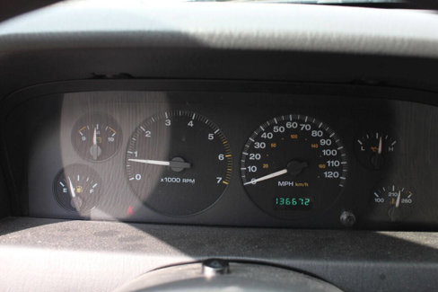 Used 2004 Jeep Grand Cherokee Laredo w/ Cold Weather Group image 15
