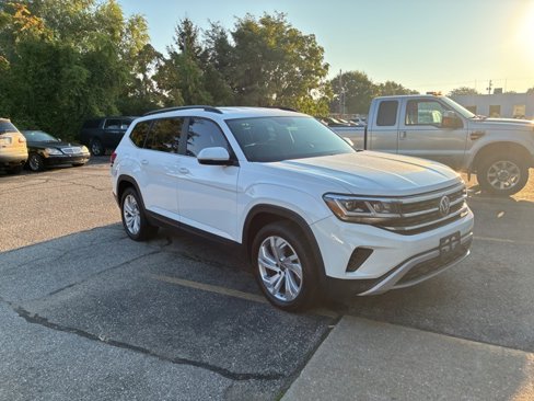 Used 2021 Volkswagen Atlas SE image 1