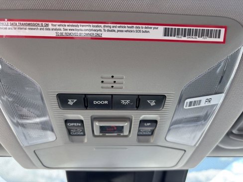 Used 2021 Toyota RAV4 XLE image 37