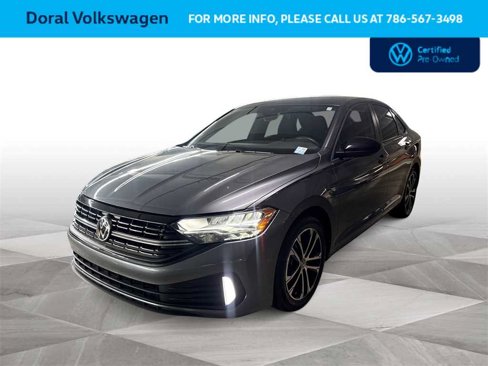 Certified 2022 Volkswagen Jetta Sport image 4