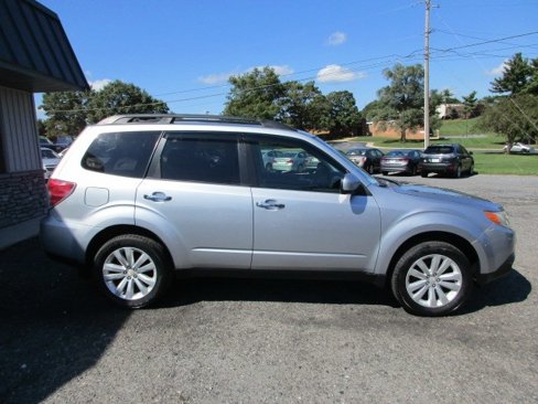 Used 2012 Subaru Forester 2.5X Premium w/ Popular Pkg 3 image 9