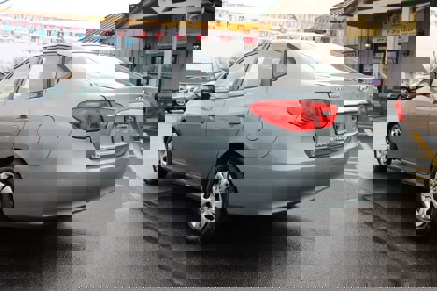 Used 2010 Hyundai Elantra GLS image 2