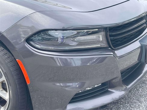 Used 2016 Dodge Charger SXT w/ Navigation & Travel Group image 9