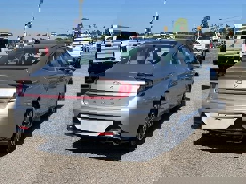 Used 2020 Hyundai Sonata SEL image 5