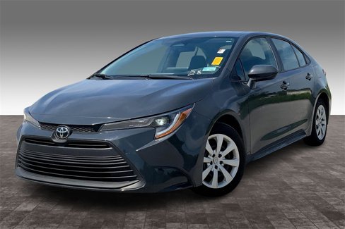 Certified 2024 Toyota Corolla LE image 2