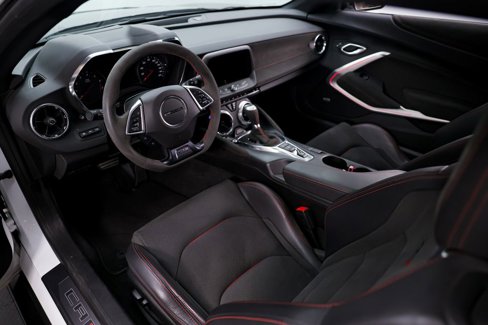 Used 2020 Chevrolet Camaro ZL1 image 19
