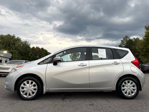 Used 2015 Nissan Versa Note SV image 2