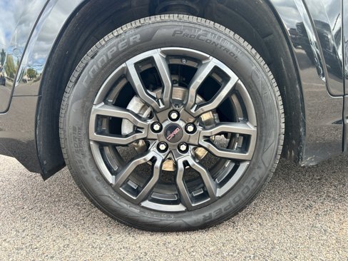 Used 2022 GMC Terrain Denali w/ Black Diamond Edition image 33