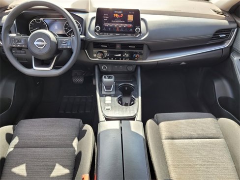 Used 2023 Nissan Rogue SV image 8