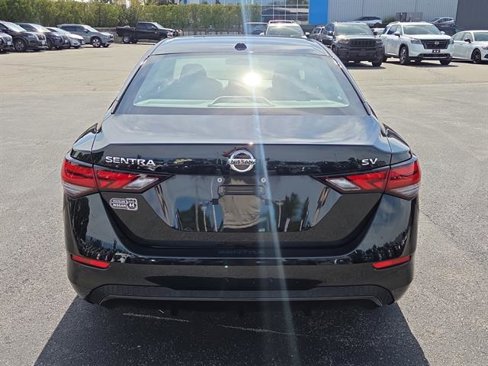 Used 2022 Nissan Sentra SV image 5