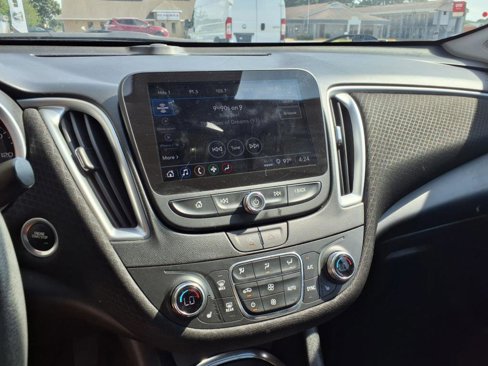 Used 2023 Chevrolet Malibu LT image 20