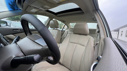 Used 2008 Nissan Altima 3.5 SE w/ Technology Pkg image 13