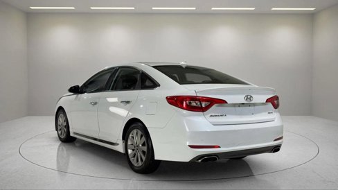 Used 2016 Hyundai Sonata Sport w/ Option Group 1V image 17