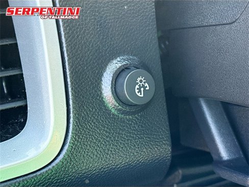 Used 2016 Chevrolet Equinox LT image 9