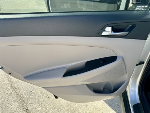 Used 2019 Hyundai Tucson SE image 12