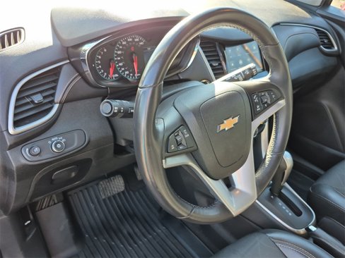 Used 2018 Chevrolet Trax LT w/ LT Convenience Package image 21