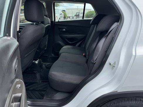 Used 2016 Chevrolet Trax LS image 14