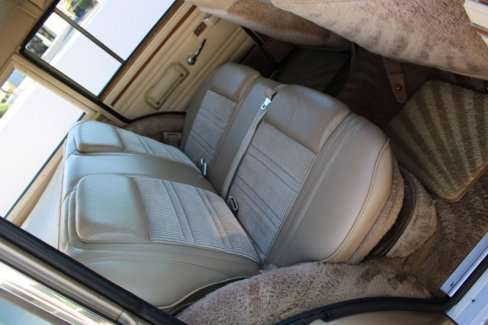 Used 1990 Jeep Grand Wagoneer image 78