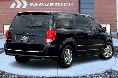Used 2016 Dodge Grand Caravan American Value Package image 5