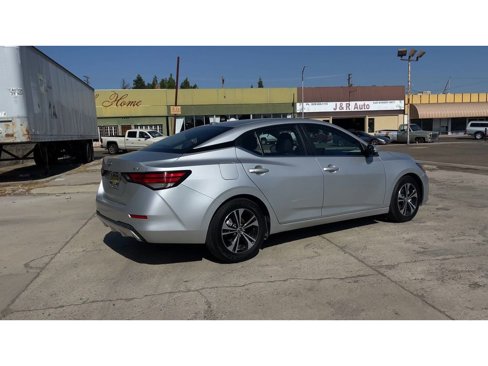 Used 2023 Nissan Sentra SV image 3