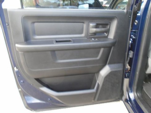 Used 2014 RAM 1500 Express image 32