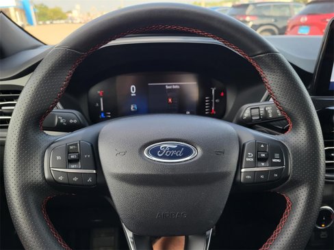 Used 2024 Ford Escape ST-Line image 11