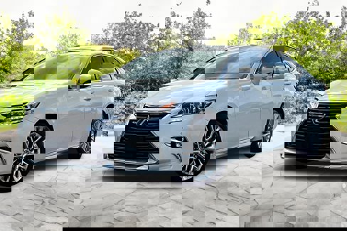 Used 2018 Lexus ES 350 w/ Luxury Package w/Wood Trim image 12