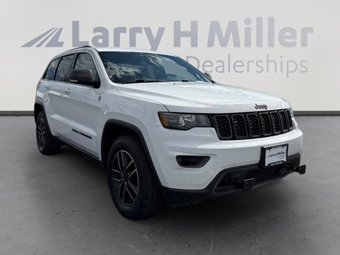 Used 2019 Jeep Grand Cherokee Trailhawk image 7