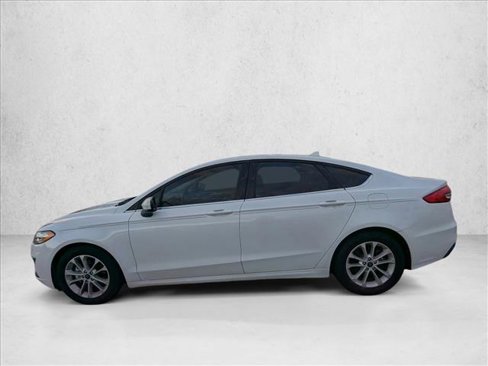 Used 2020 Ford Fusion SE image 8