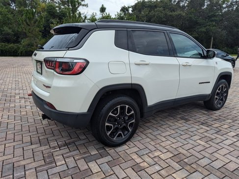 Used 2019 Jeep Compass Trailhawk image 11