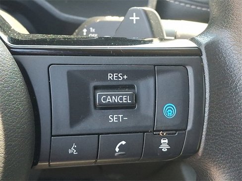 Used 2022 Nissan Rogue SV image 22