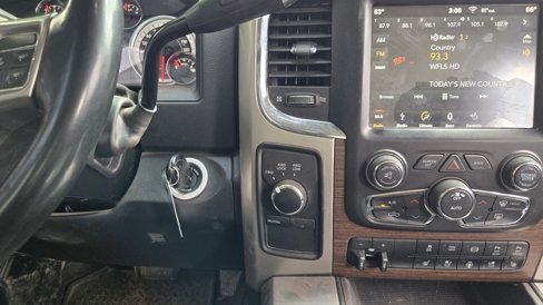 Used 2018 RAM 3500 Laramie image 16
