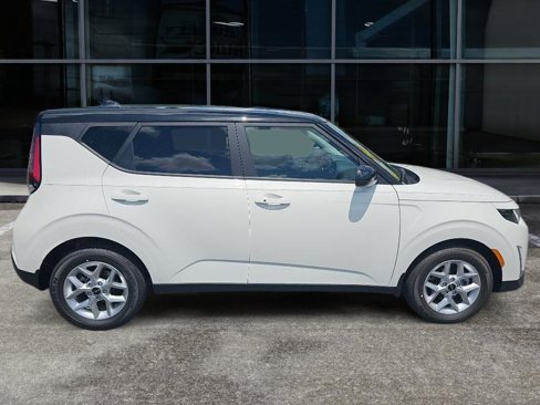 New 2025 Kia Soul S image 4