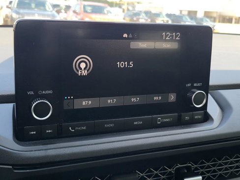 Used 2023 Honda Accord EX image 29
