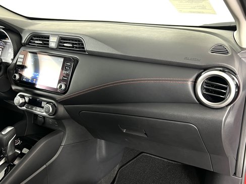 New 2025 Nissan Versa SR w/ Trunk Package image 29
